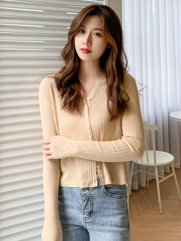 Γυναικεία ζακέτα από λεπτό πλεκτό Tencel-Λινό, V-λαιμός, κλείσιμο με ένα κουμπί, στενή γραμμή, μακριά μανίκια