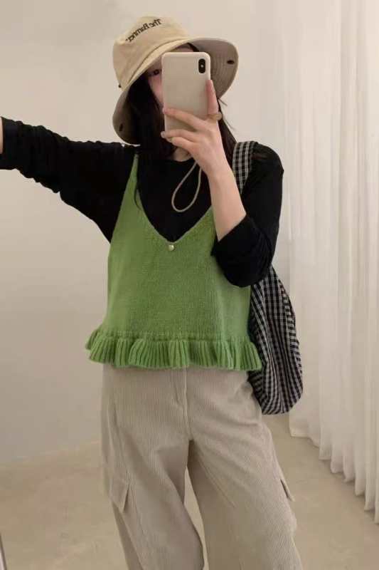 Γυναικείο αμάνικο πλεκτό τοπ από μαλλί-μίγμα, V-λαιμό, φαρδιά γραμμή, μεσαίου μήκους, μονόχρωμο.