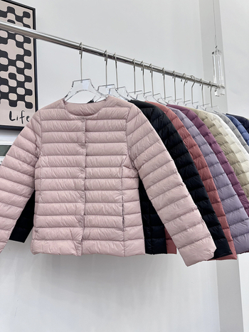 Ženská péřová bunda s výplňou kačacieho peria 85–90%, nylonový materiál, tenká, okrúhly golier, dlhé rukávy