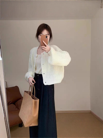 Χαλαρό γυναικείο cardigan πουλόβερ από πολυεστερικό πλέξιμο, μονόχρωμο, φαρδιά γραμμή, μακριά μανίκια, μήκος 50–65 cm