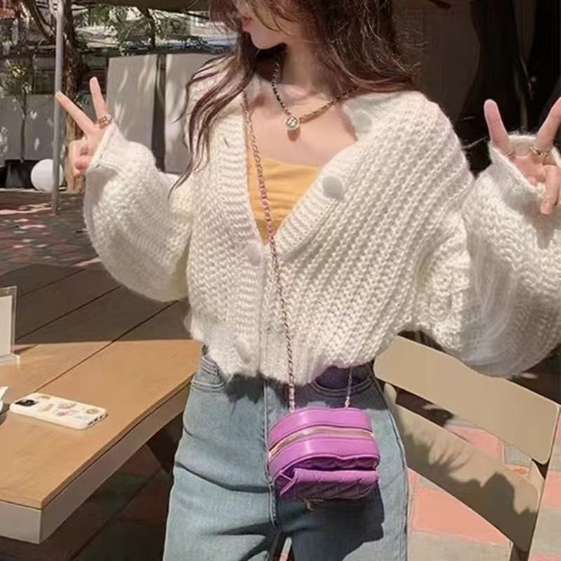 Χαλαρό γυναικείο cardigan πουλόβερ από πολυεστερικό πλέξιμο, μονόχρωμο, φαρδιά γραμμή, μακριά μανίκια, μήκος 50–65 cm