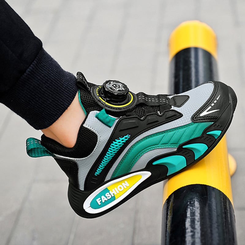 Gyermek futócipők tavaszra és őszre, felső rész szintetikus bőrből, talp MD, belső hálószövés, EVA talpbetét, csíkos mintázat