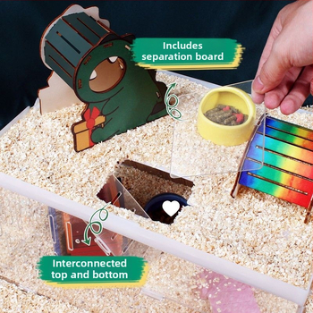 Klietka pre hamstera s tanierovou konštrukciou, plastová konštrukcia, vhodná do interiéru, štvorcový tvar, minimalistický dizajn (hamster; plast; interiér; štvorcový; minimalistický)