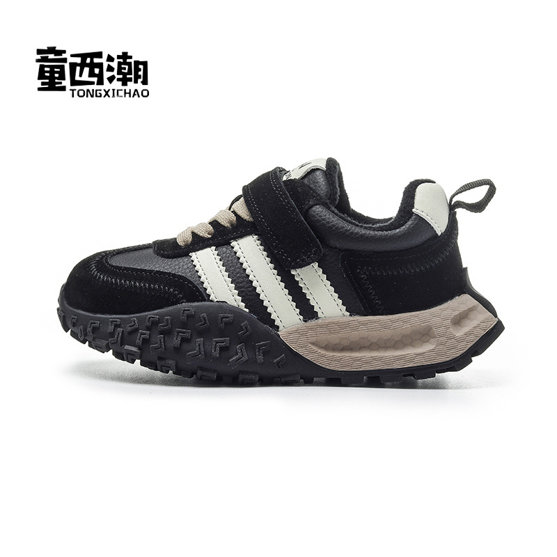 Gyerekeknek készült bőrből készült sportcipő Velcro-zárással, alacsony felsőrésszel, vastag talppal, csíkos mintával, lélegző és kopásálló