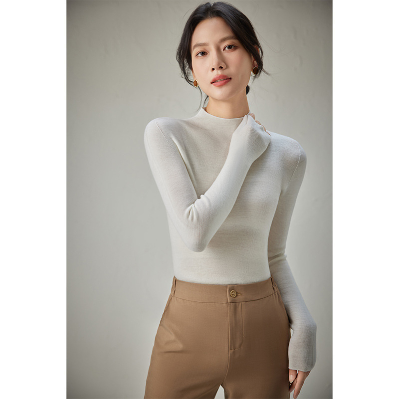 Női gyapjú kötött pulóver fél-turtleneck gallérral, karcsú szabás, 95%+ gyapjú, elegáns városi stílus, téli 2025