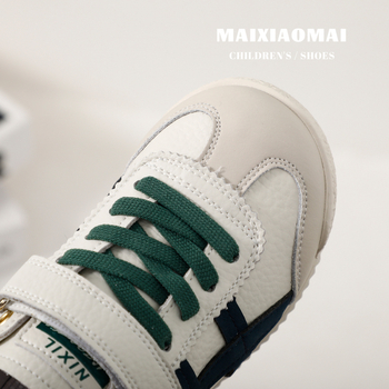 Uniszex vékony talpú sportcipő Velcro zárással, felső része szuper rostos bőr, gumitalp, lélegző és csúszásmentes, tavasz 2025