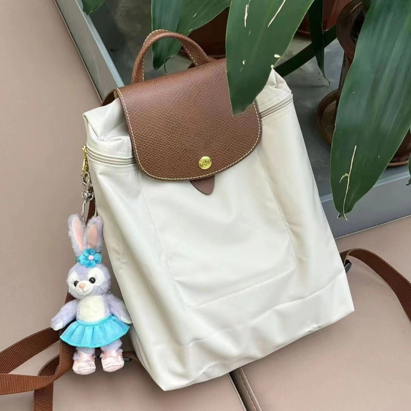 Unisex νάιλον σακίδιο με φερμουάρ, μεγάλη χωρητικότητα, εσωτερικά διαμερίσματα για κινητό και ταυτότητα.