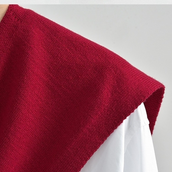 Плетен шал с функция за топлоизолация на шията, обикновено тъкане, средна дължина, полиестер