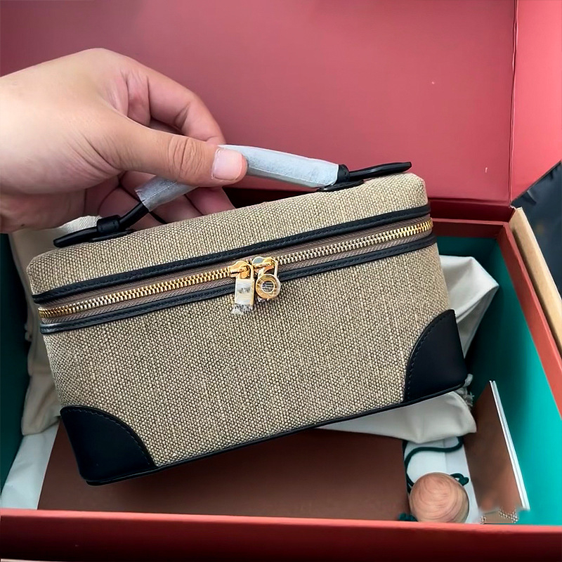 Kanvas Box torba, horizontalni kvadratni oblik, zatvarač, podstava od ovčje kože