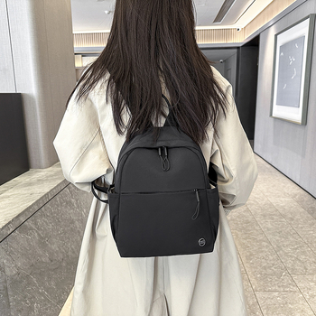 Σακίδιο Oxford ύφασμα, άνοιγμα με φερμουάρ, κρυφός θήκη με φερμουάρ, λαμιναρισμένη θήκη με φερμουάρ, εσωτερικό διαχωριστικό