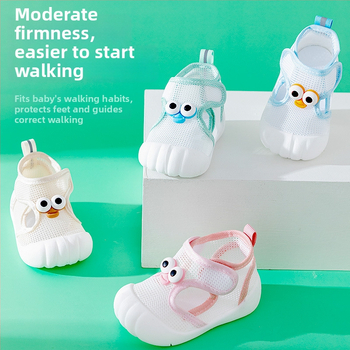 Kisgyermekeknek szánt szandál hálós felsőrészű, légáteresztő, csúszásmentes, kopásálló, Velcro-zárású (12–36 hónap)