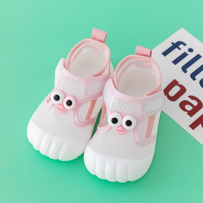 Kisgyermekeknek szánt szandál hálós felsőrészű, légáteresztő, csúszásmentes, kopásálló, Velcro-zárású (12–36 hónap)