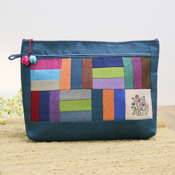 Tabletáska iPadhez – városi minimalist dizájn, pamut-len anyag, geometriai minta, 2025 tavasz, uniszex