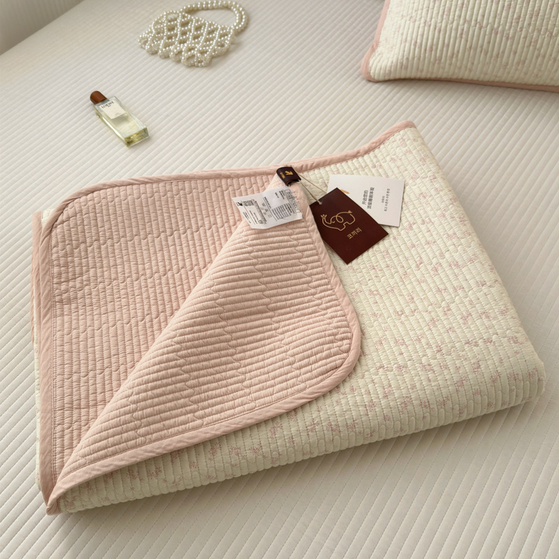 Cuvertură de pat quilted din bumbac pur, set de trei piese, stil Ins, model floral