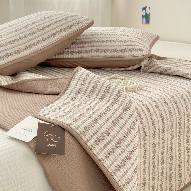 Cuvertură de pat quilted din bumbac pur, set de trei piese, stil Ins, model floral