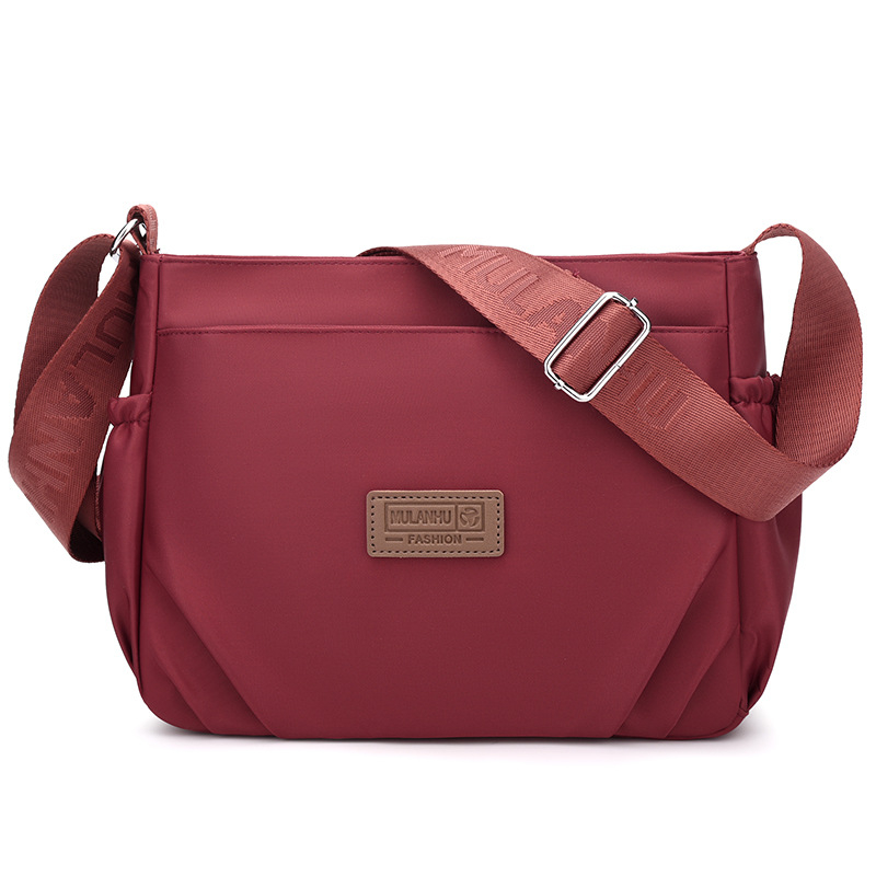 Ženska crossbody torba – najlon, gradski minimalistički stil, horizontalni kvadratni oblik, zatvarač, unutarnja džep s džepom na zip