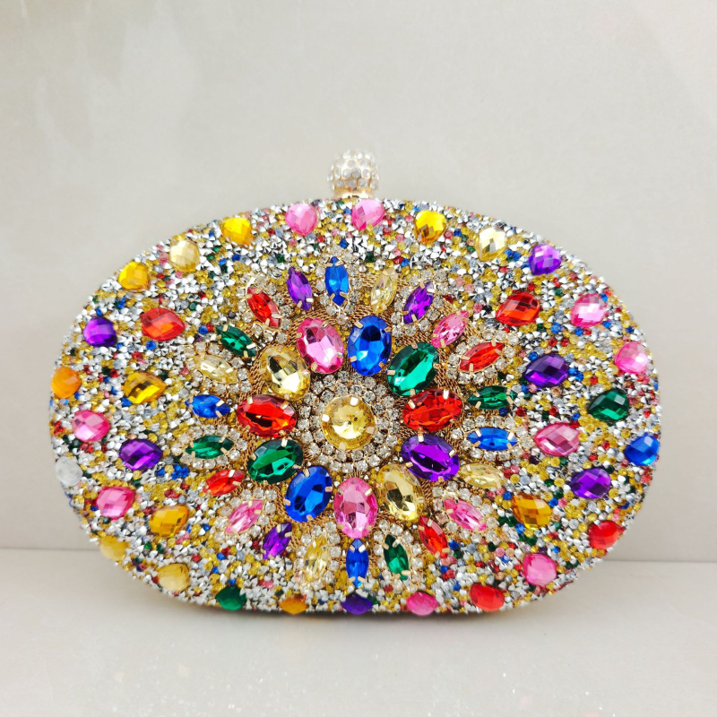 Estélyi crossbody táska fém lánccal, PU bőr, ovális alak, kapcsos záródás, telefon zseb