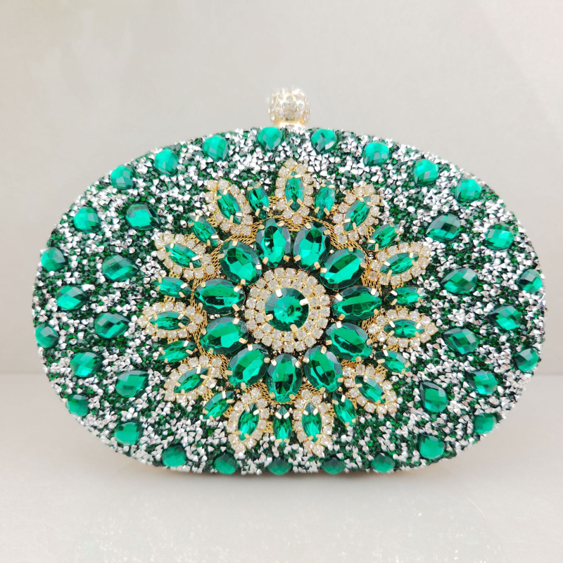 Estélyi crossbody táska fém lánccal, PU bőr, ovális alak, kapcsos záródás, telefon zseb