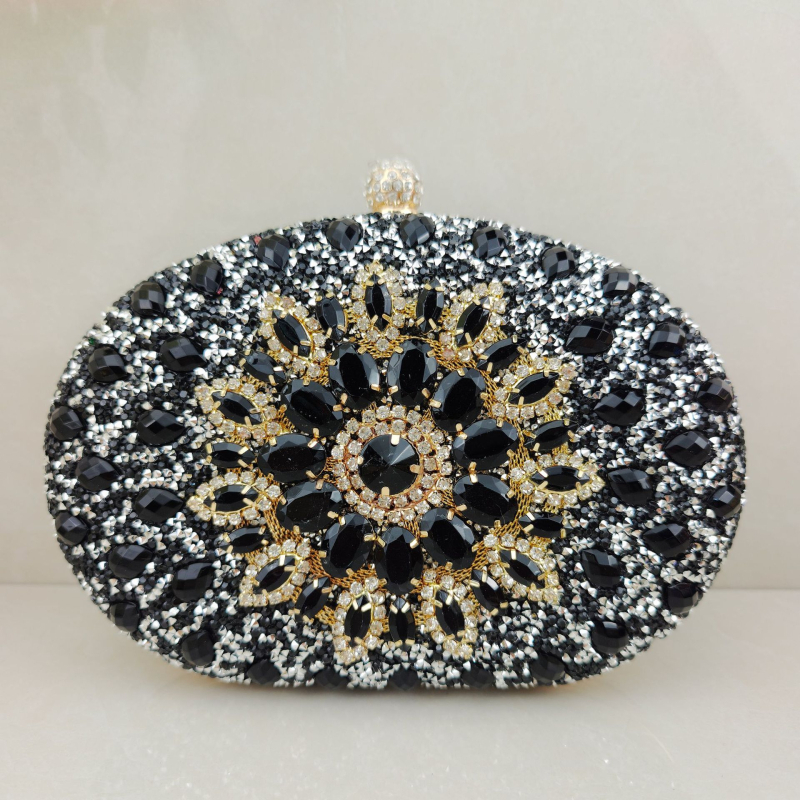 Estélyi crossbody táska fém lánccal, PU bőr, ovális alak, kapcsos záródás, telefon zseb