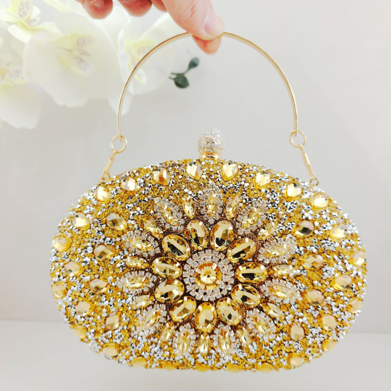 Estélyi crossbody táska fém lánccal, PU bőr, ovális alak, kapcsos záródás, telefon zseb