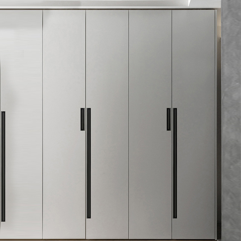 Ugrađena skrovita ručica za garderobu i ormar — produžena, za klizna vrata i ladice; Stil: moderni minimalizam; Materijal: aluminijeva legura; Postupak: elektroplatiranje; Model: Ugrađena skrovita ručica