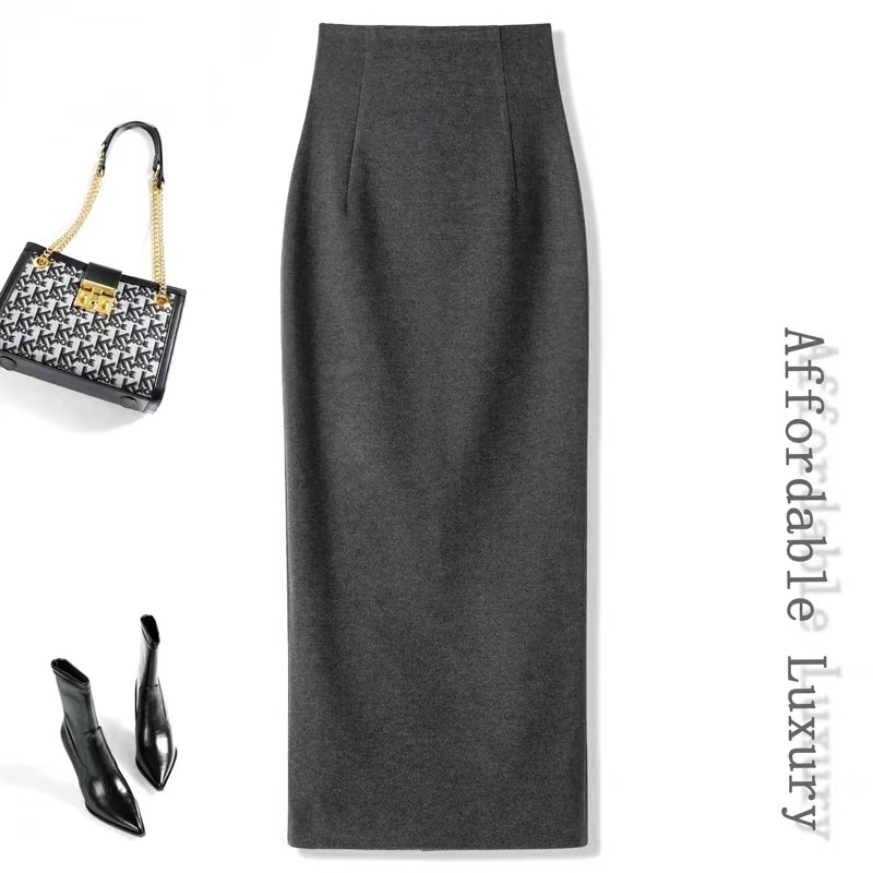 Midi sukňa z vlneného materiálu, vysoký pás, priliehavý strih, jednofarebná, polyester 80–90%, jeseň 2025