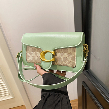 Caromanti PU Crossbody torba, horizontalnog kvadratnog oblika, s poklopcem otvaranja, unutarnji džep na zip, jedna naramenica