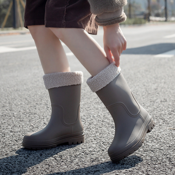 Ženske čizme za kišu do polovice potkoljenice, debeli đon, niski pet 1–3 cm, slip-on, vodootporne
