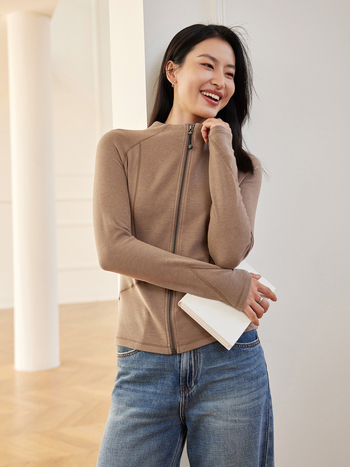 Dámsky kabát z akrylu, úzka silueta, zips, dlhé rukávy, stojací golier