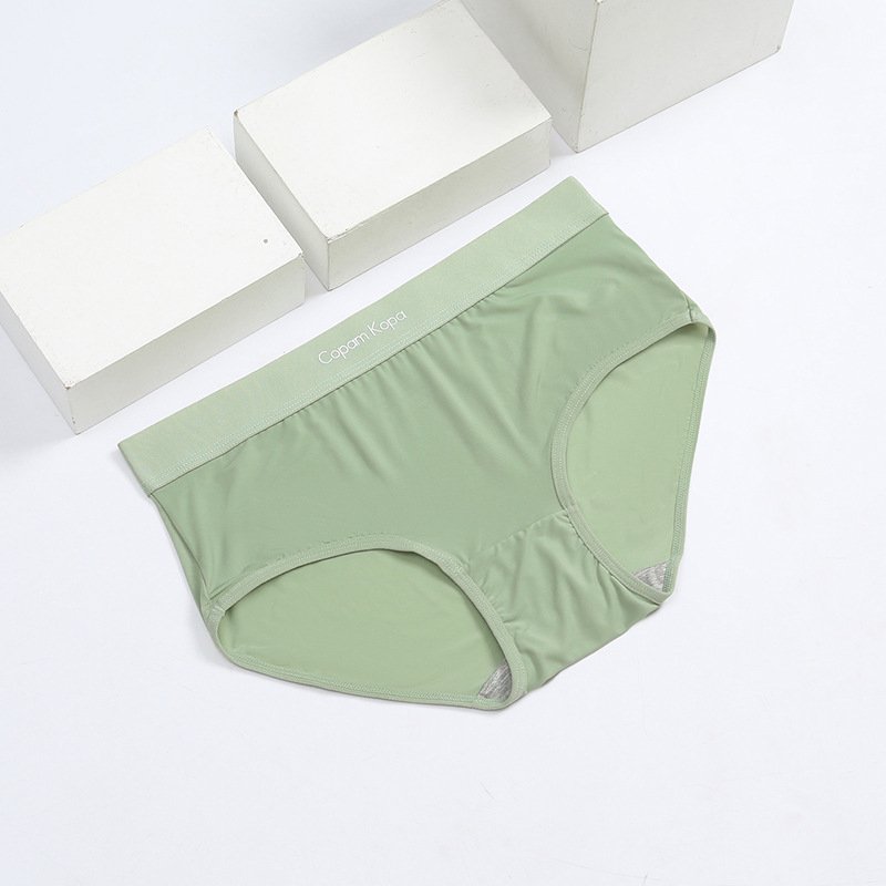 Dámske spodné nohavičky z Ice Silk, stredný pás, priedušné, 80–90% polyester, viskózna podšívka v rozkroku