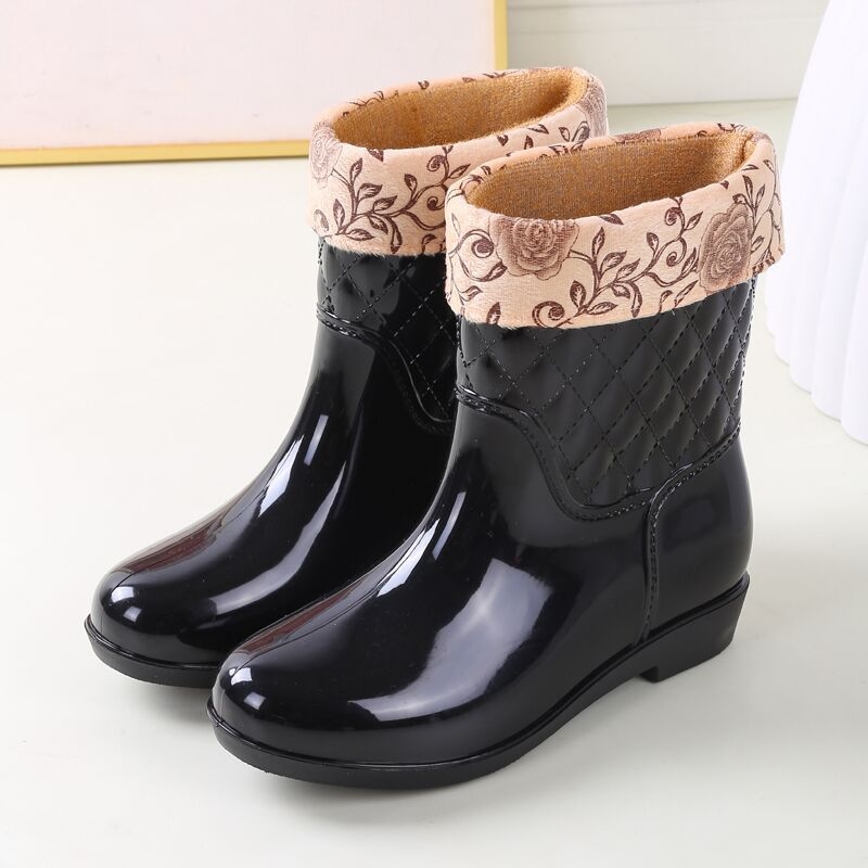 Ženske PVC vodootporne čizme za kišu, srednji obod goljenice, Slip-On, niski pet 1–3 cm, za četiri sezone