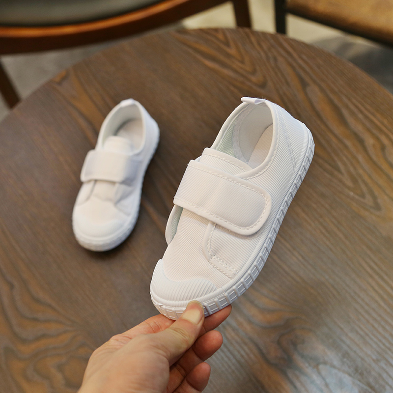 Detské tenisky s denimovým vrškom, plastová podrážka, pre vek 1–3 rokov