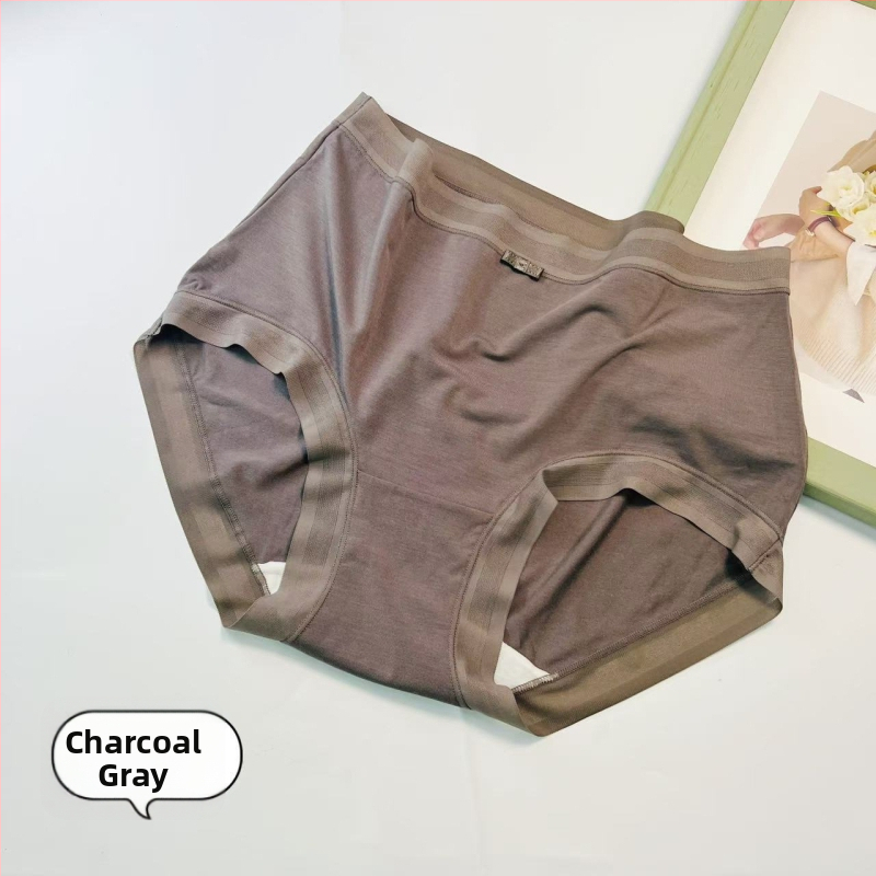 Dámske nohavičky z ultra jemného modalu s hodvábom z moruše; priedušné, antibakteriálne; pletený materiál; stredný pás; podšívka rozkroku 100% bavlna