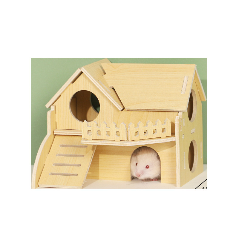 Plus Card Drevený domček pre škrečky s platformou a lezeckým rebríkom