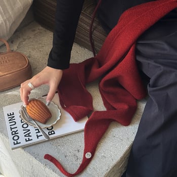 Вълнен триъгълен плетен шал – Топлина, Warp плетене, Есен, Оригинален дизайн, Средна дължина