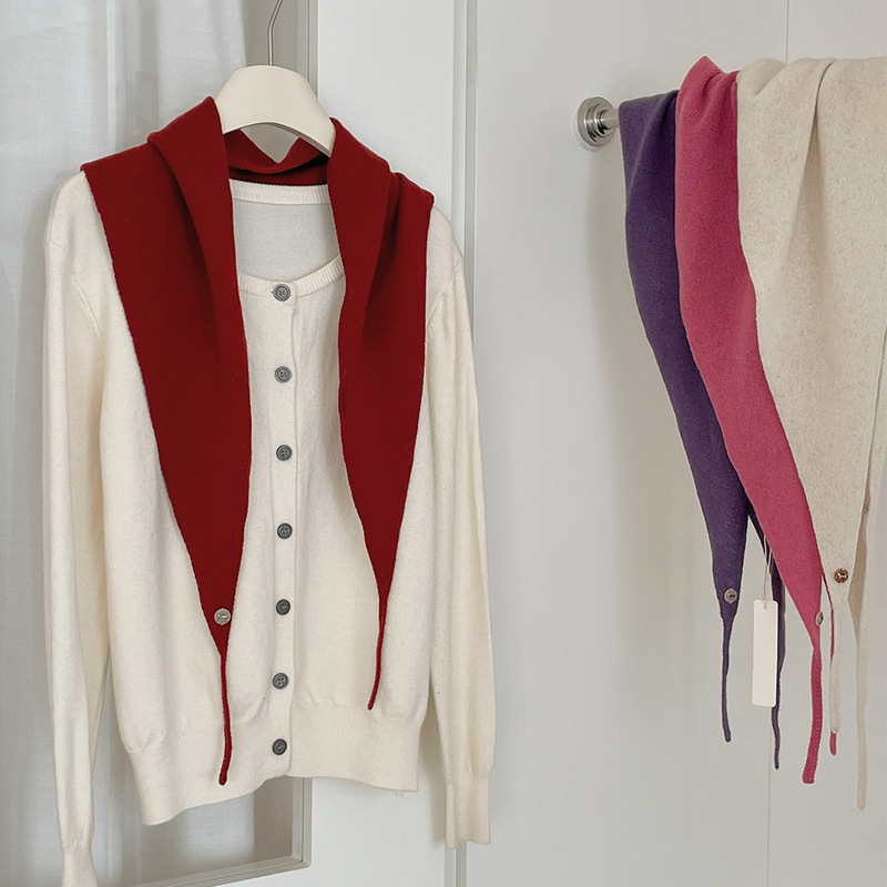 Вълнен триъгълен плетен шал – Топлина, Warp плетене, Есен, Оригинален дизайн, Средна дължина