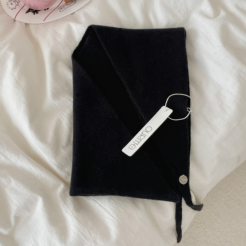 Вълнен триъгълен плетен шал – Топлина, Warp плетене, Есен, Оригинален дизайн, Средна дължина