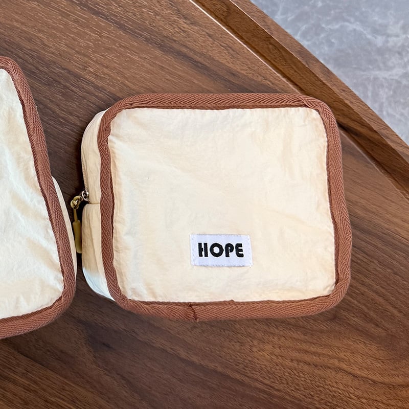 Geantă cosmetică din nylon, stil urban minimalist, geantă mică pătrată, organizator cosmetic de voiaj portabil, lansare vara 2025