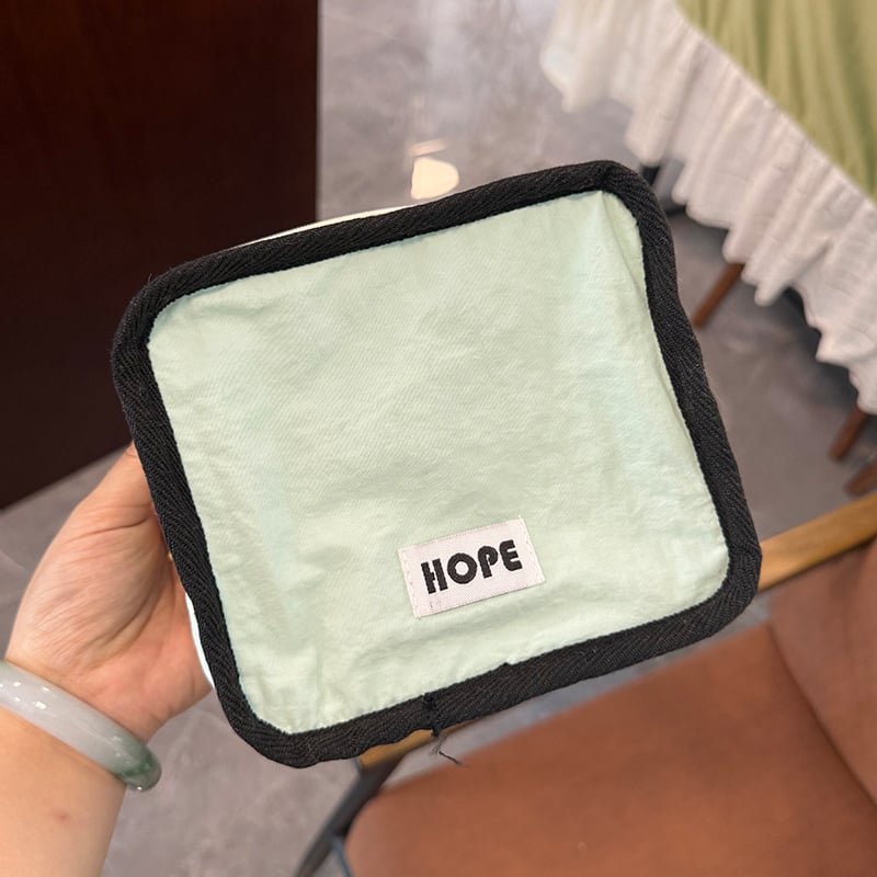 Geantă cosmetică din nylon, stil urban minimalist, geantă mică pătrată, organizator cosmetic de voiaj portabil, lansare vara 2025