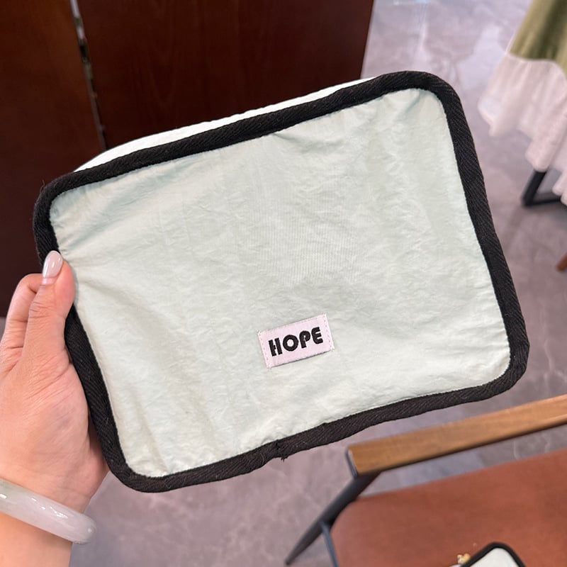 Geantă cosmetică din nylon, stil urban minimalist, geantă mică pătrată, organizator cosmetic de voiaj portabil, lansare vara 2025