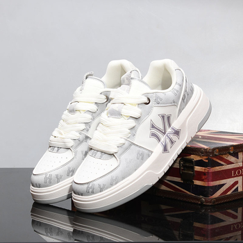 Ανδρικά αθλητικά με φαρδιά σόλα, επάνω μέρος από microfiber, PU σόλα, ύψος μέτριο 3-7 εκ, κορδόνια