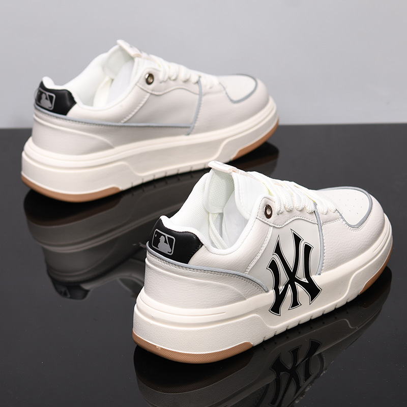 Ανδρικά αθλητικά με φαρδιά σόλα, επάνω μέρος από microfiber, PU σόλα, ύψος μέτριο 3-7 εκ, κορδόνια