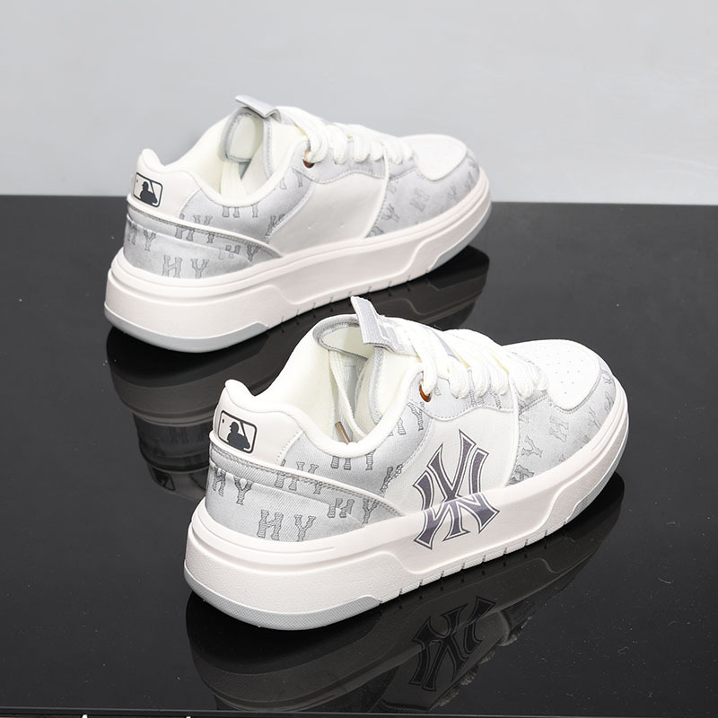 Ανδρικά αθλητικά με φαρδιά σόλα, επάνω μέρος από microfiber, PU σόλα, ύψος μέτριο 3-7 εκ, κορδόνια