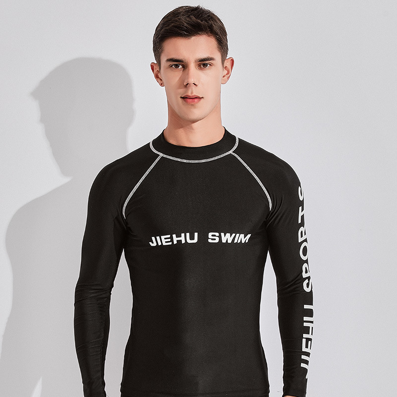 Costum de baie pentru bărbați cu mâneci lungi, uscare rapidă și protecție UV, set din două piese, material poliester-elastan (80–90% elastan), căptușeală poliester-elastan, 400 g