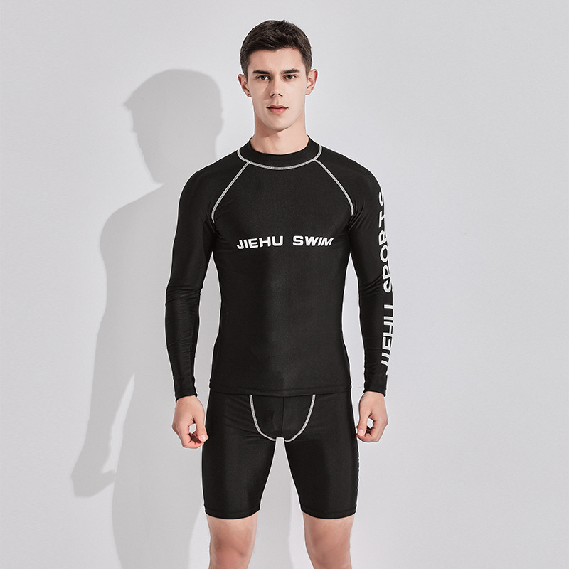 Costum de baie pentru bărbați cu mâneci lungi, uscare rapidă și protecție UV, set din două piese, material poliester-elastan (80–90% elastan), căptușeală poliester-elastan, 400 g