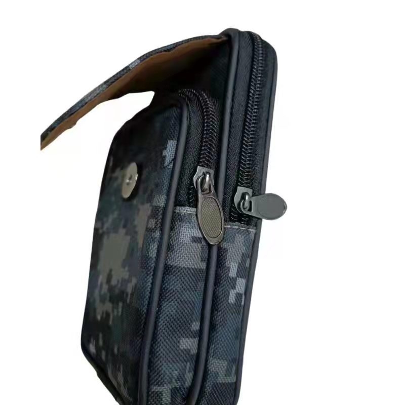 Férfi övtáska, Oxford anyag, terheléscsökkentés, vízszintes vagy függőleges négyszög alakú forma, bélés szintetikus bőrrel, irodalmi-nemzeti stílus