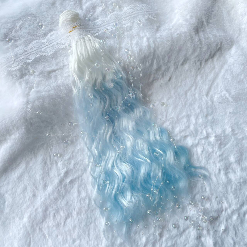 BJD baba paróka, hőálló szintetikus rostokból, hosszú frufru, koreai stílus, szabad részű paróka