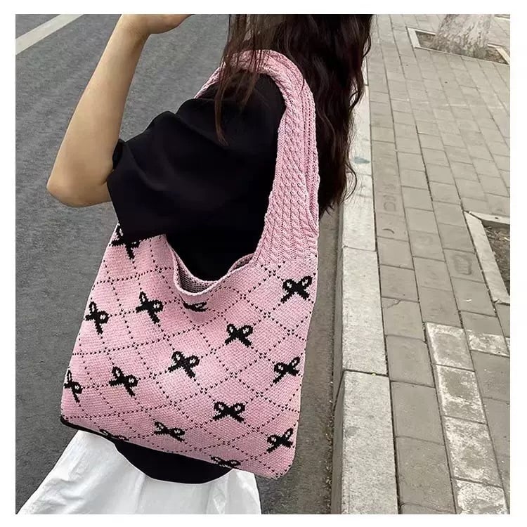 Τσάντα Tote – Καθημερινός θαλασσινός στυλ, βαμβακερό υλικό, οβάλ σχήμα, ανοιχτή κορυφή, εσωτερικές θήκες για κινητό και έγγραφα, διπλοί ιμάντες ώμου