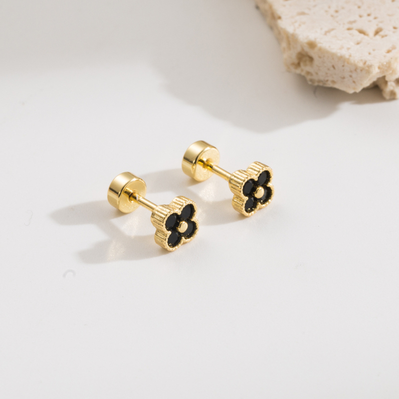 Σκουλαρίκια από τιτάνιο ατσάλι, ρετρό στυλ, ρετρό θεμα λογοτεχνίας και τέχνης, άνοιξη 2025