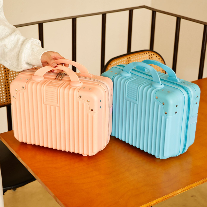 Kozmetická taška na cestovanie s rohmi — PP materiál, ultra ľahká, rozšíriteľná, 0,8 kg